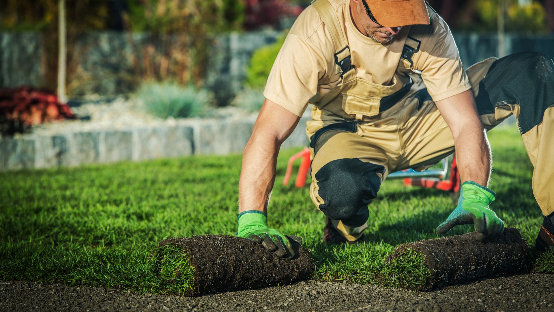Ideal for municipal, commercial, or residential landscaping, Kan Grow reduces water runoff and supports plant vitality in all terrains—urban, rural, or remote.
