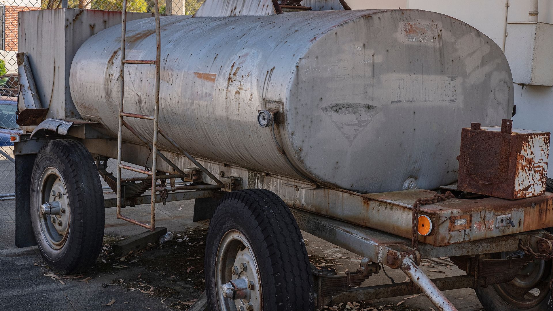protektor applied to service truck and trailer at work site