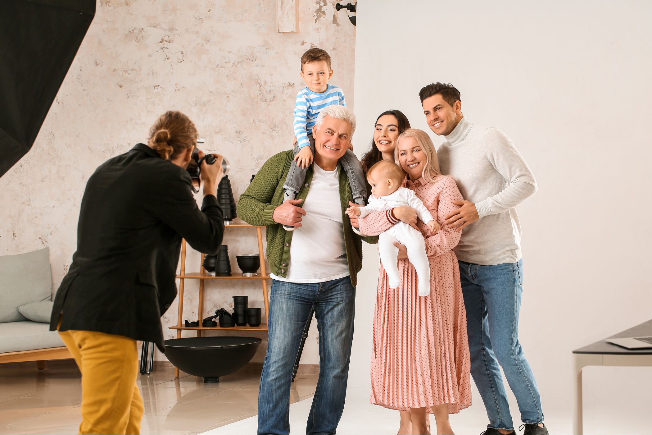 Families come in all shapes and sizes. At UKan Studio, we capture the unique personalities that make yours special: creating timeless portraits to cherish for life.